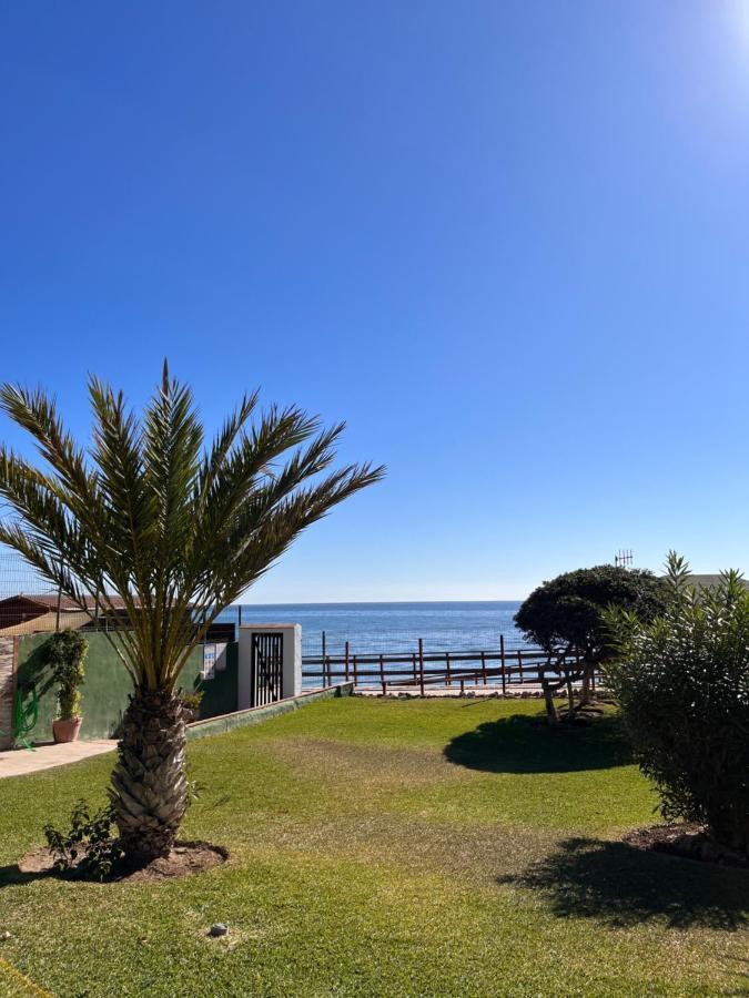 Beachfront Apartment Near Marbella Sitio de Calahonda Kültér fotó